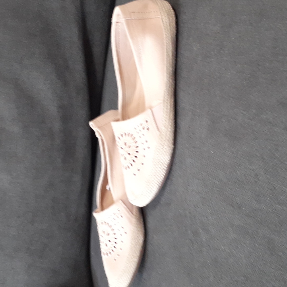 Pink flats - Picture 2 of 4